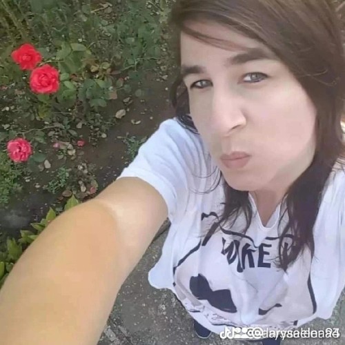 @larisa7