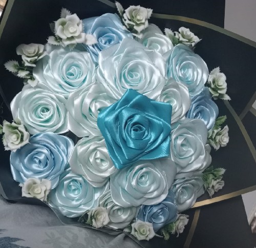 @🌹trandafiraș🌹