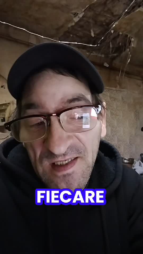Un pom cu suflet bun nu va face niciodată rău fiecare oferă ceea ce are în suflet.Om Al Străzii ☝️😎