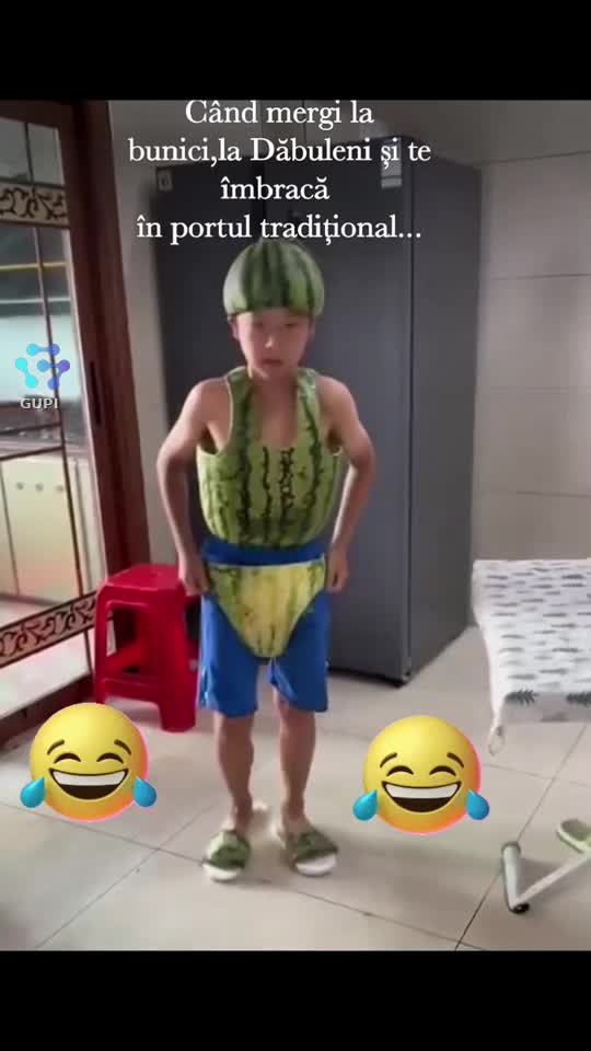 când mergi la bunicii de la Dăbuleni...😂😂😂