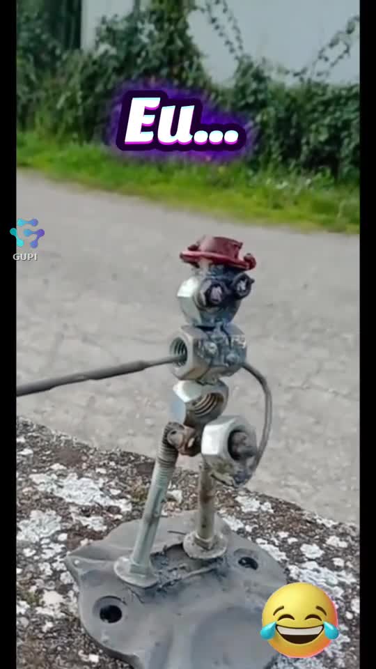 luni...nici iarba nu crește...😁😂😁