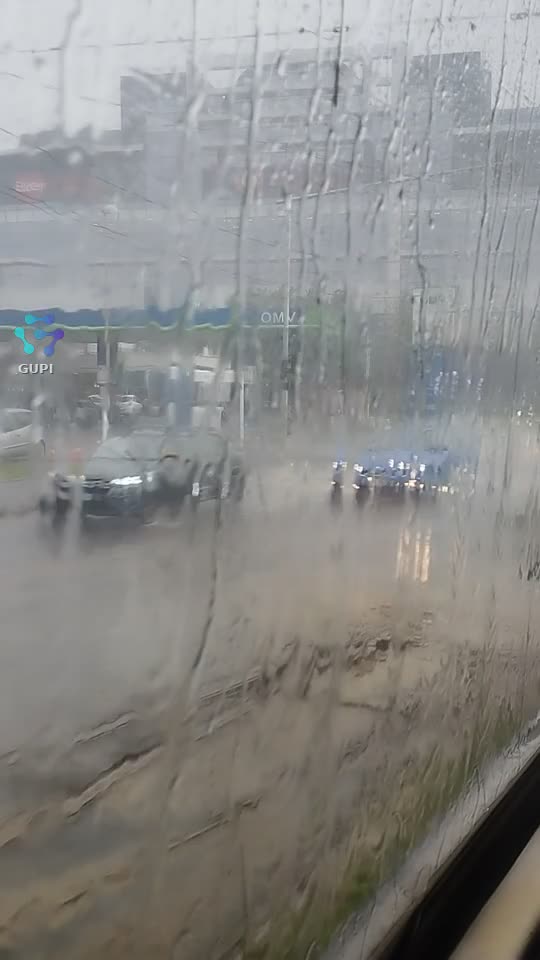 Ieri în București ora 17:00