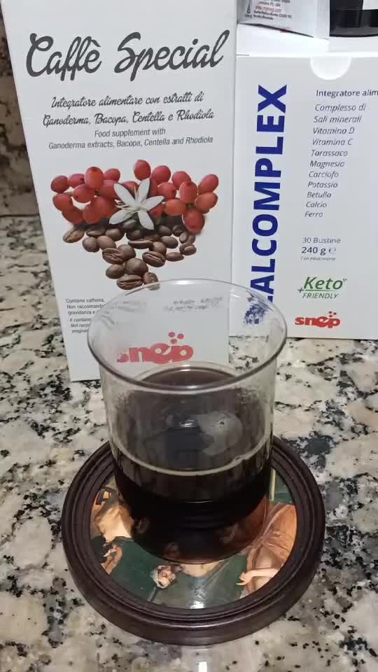 O cafeluță pentru bunăstare mentală și fizică!! O cafea cu Ganoderma Lucidum!!
Rhodiola
Centella 
Si Bacopa 🫶🫶