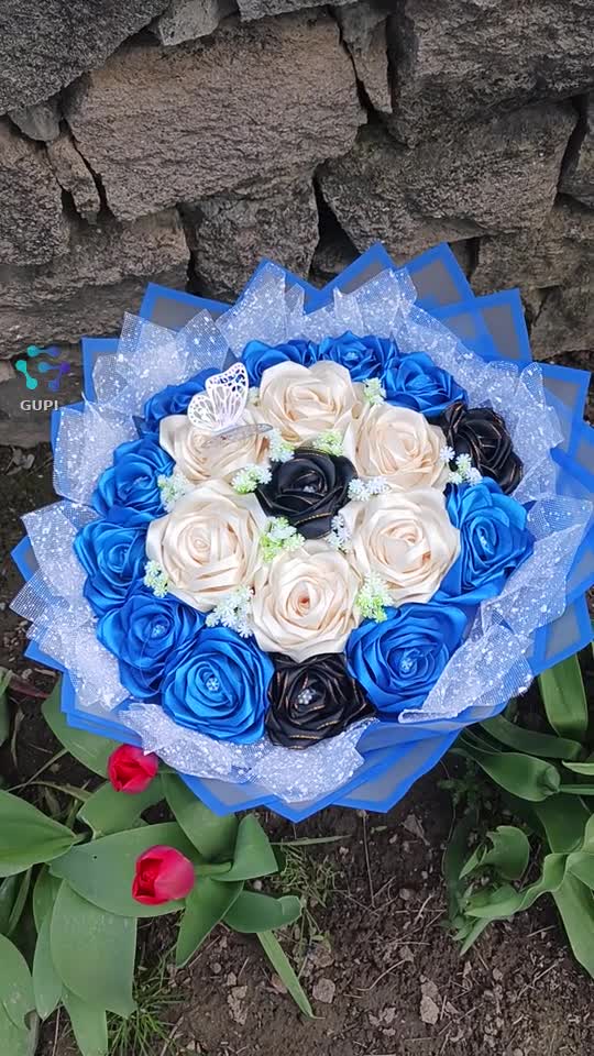 Buchet disponibil. Dacă vă place și doriți, vă aștept cu drag în privat pentru detalii 🥰🥰🥰🥰🥰🥰🥰