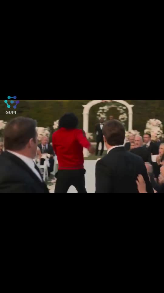Michael Jackson Sparge o Nunta