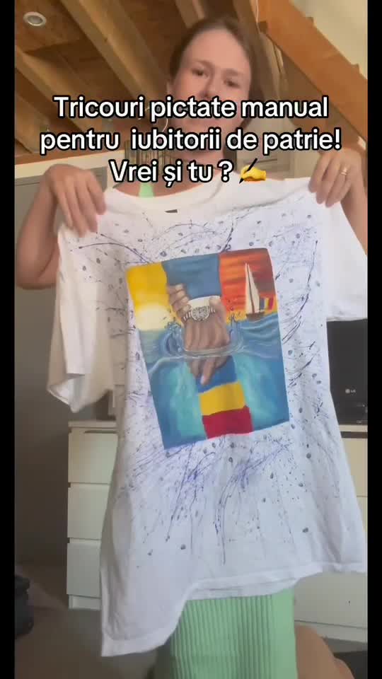 tricou pictat pe comandă