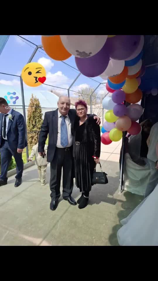 Hai o seară frumoasă sa aveți că vă țuc denu vă vedeți 😘😘😘😘