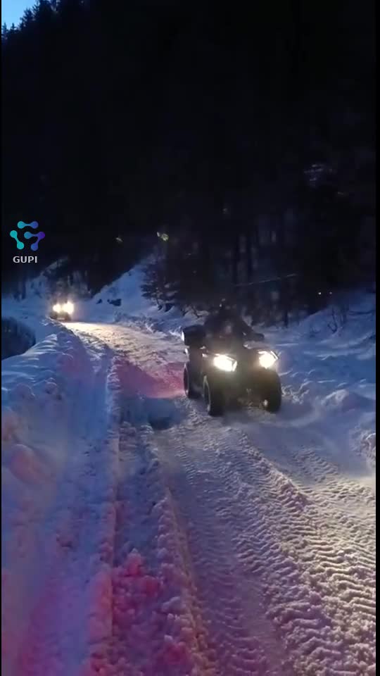 |||{"overlays":[{"text":"Închirieri ATV-URI OFF-ROAD Azuga.\nContact 0761476352","x":0.051281286168981456,"y":0.6810915468022158,"fontSize":26.0,"color":4294967295,"isEmoji":false}]}