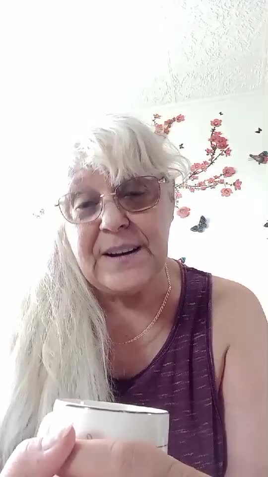Bună dimineața și celor care nu știu să aprecieze o postare!