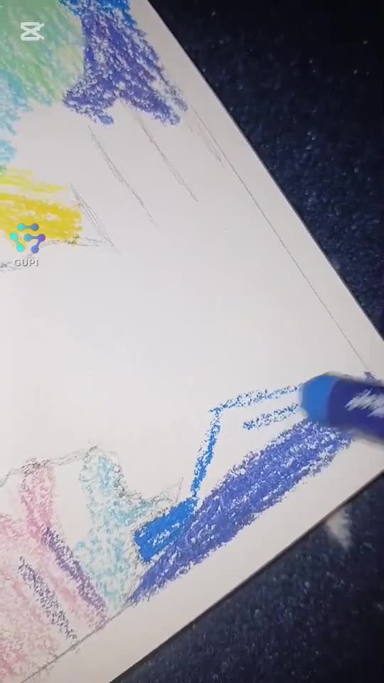 A desenat un peisaj de munte si asta a ieșit.