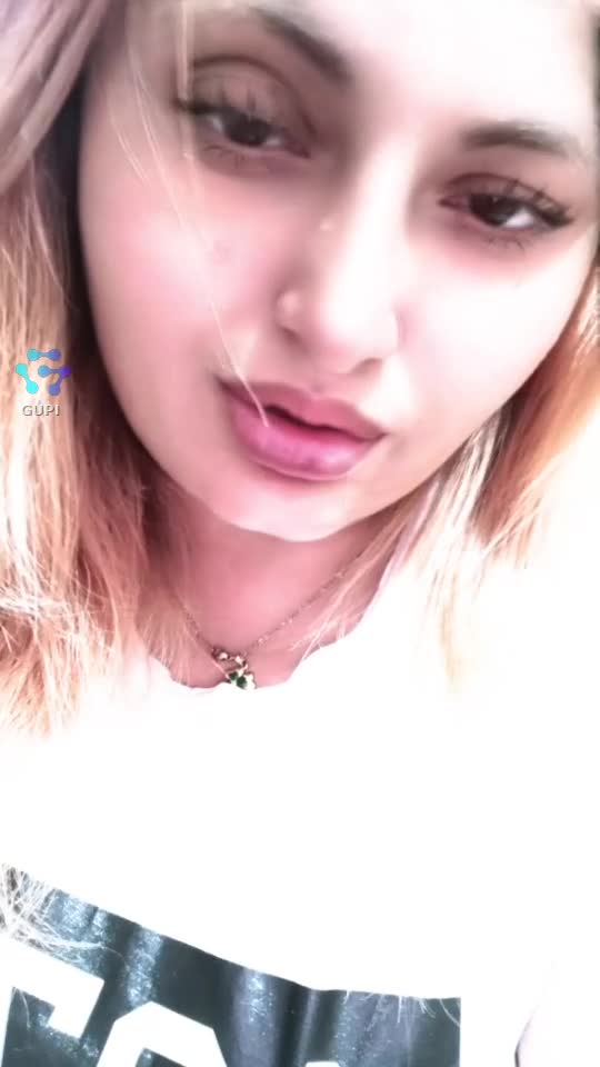 💋💋💋 |||{"overlays":[{"text":"☺️","x":0.7886112919560185,"y":0.920283670882209,"fontSize":26.0,"color":4294967295,"isEmoji":false},{"text":"💋","x":0.003611472800925913,"y":0.9217007843047407,"fontSize":26.0,"color":4294967295,"isEmoji":false}]}