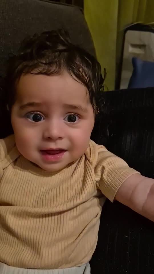 Îngerașul lui bunii te iubim mult Davidutu nostru 😍😍😍