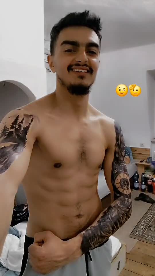 🫠😉🫡