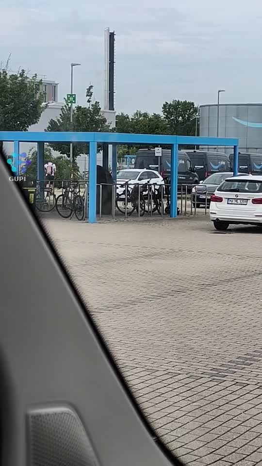 o nouă zi la Amazon