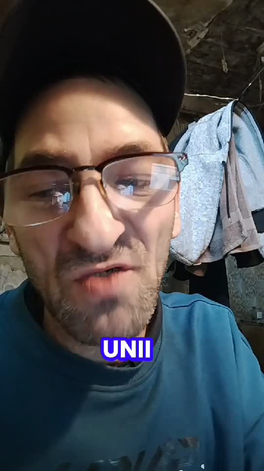 Cândva credeam că am mulți prieteni acum îmi dau seama că de fapt cunosc multe persoane timpul m a învățat că prietenia....Om Al Străzii ☝️☝️