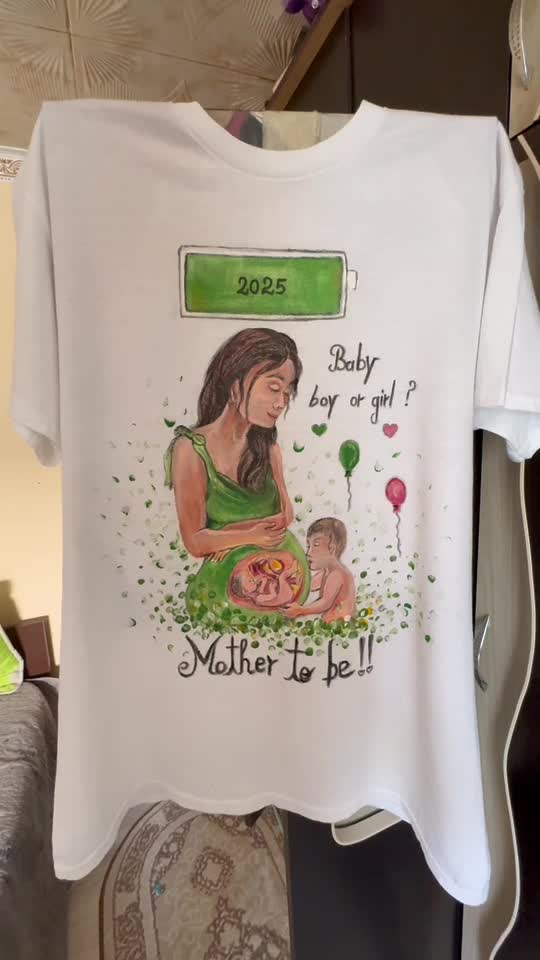 tricouri personalizate pictate manual, surpriză pentru viitorii părinți!
