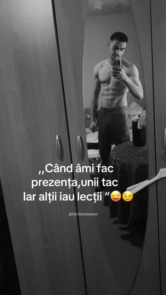 😀🥹😜😝