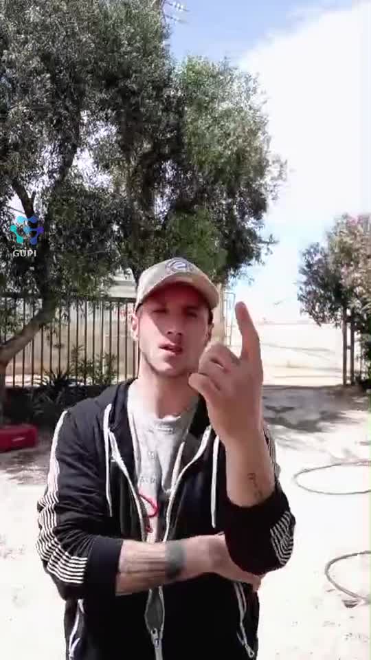 Accesaț Link-ul de mai jos piesa e pe YouTube🫡👇👇🔊