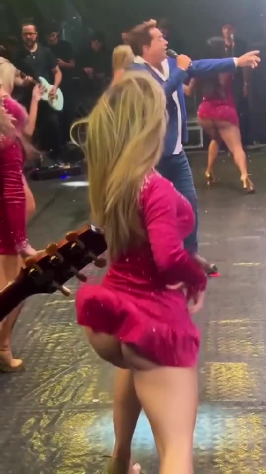 👋👋