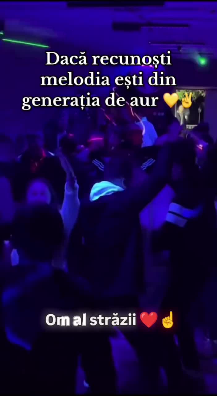 Epoca de aur,pe atunci toată lumea era mult mai fericită, și nu exista atâta ură.....Om Al Străzii (Denys.Roby)😎