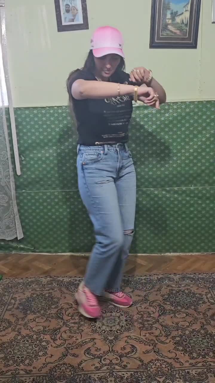 bailando ionela