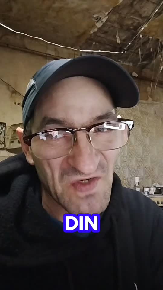 Să mai ai încredere în oameni ,.Viața mi-a demonstrat încă o dată că în această viață ești singur Om Al Străzii ☝️☝️☝️😎