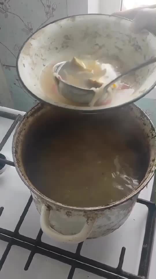 Vă făcui o ciorba! 😝🤣