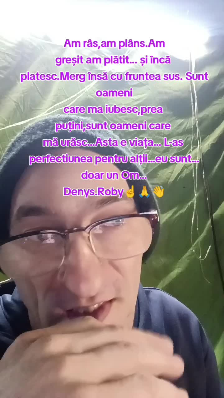Atât vreau doar că ai râs de situația mea mi-aș dori să-ți de-a cel de sus aceeași soartă ca amea să vezi cum e.Om Al Străzii (Denys.Roby)☹️☹️
