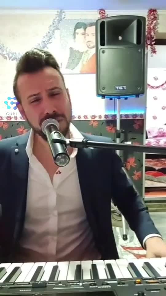 Vă pup cu respect  !!❤️🎹🎤🔊🎵🎼🎶🪗