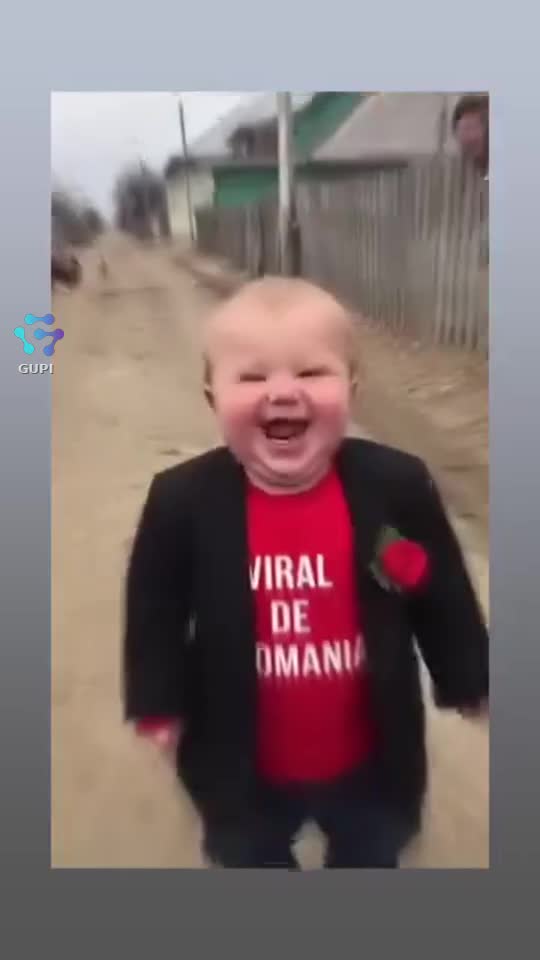 🤣🤣🤣🤣🤣|||{"overlays":[{"text":"😂","x":0.06574074074074077,"y":0.733203378817414,"fontSize":48.0,"color":4294967295,"isEmoji":true}]}