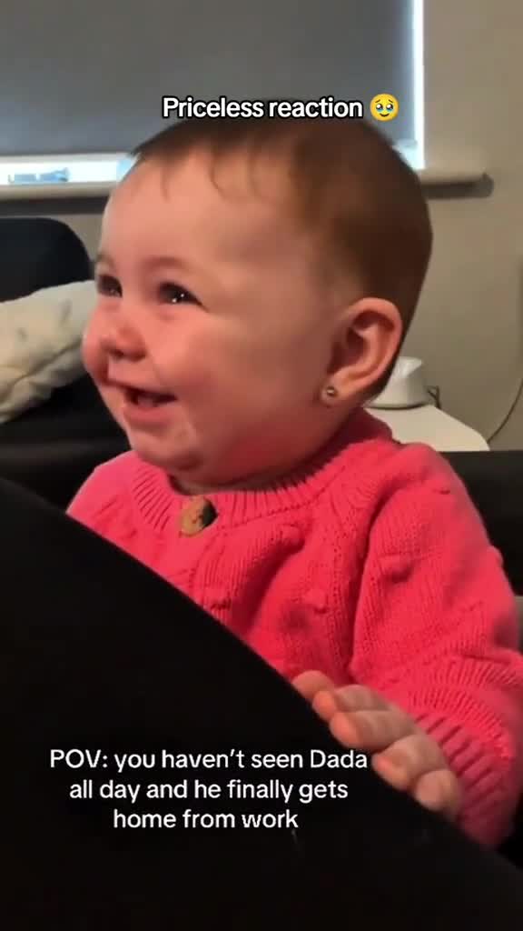 Babies priceless reaction when Daddy came home 👶🏼 Lovely Baby 🥰 Amazing Emotions 🤗

⬇️ 𝗖𝗟𝗜𝗖𝗞 & 𝗦𝗨𝗕𝗦𝗖𝗥𝗜𝗕𝗘 ⬇️
➡️ www.bit.ly/GeorgeXMS ⬅️