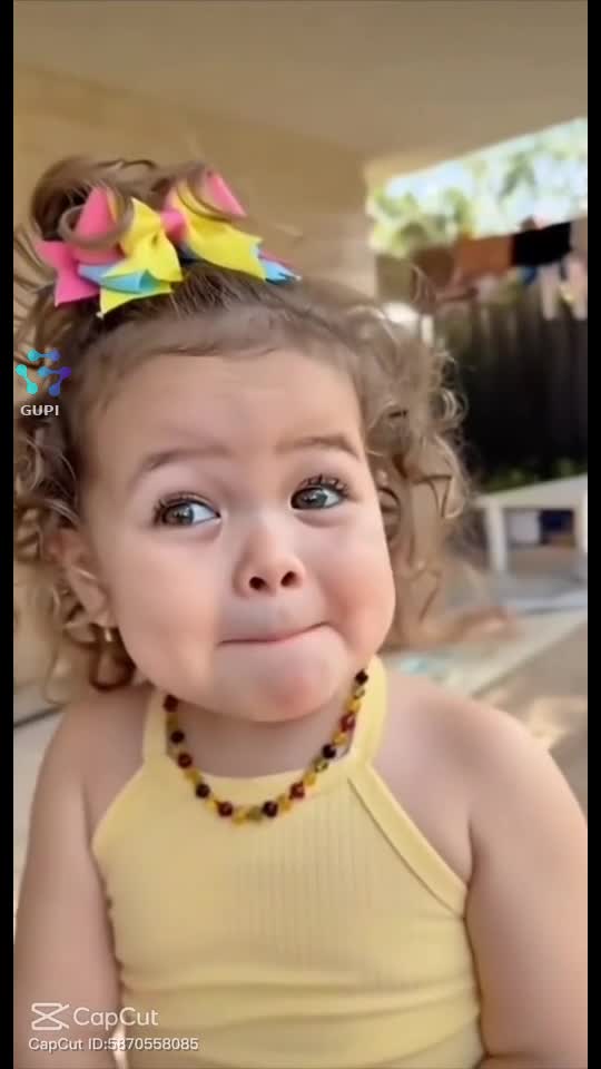 |||{"overlays":[{"text":"hai ca e VINERI....","x":0.00004882812500002961,"y":0.9236617276944336,"fontSize":26.0,"color":4294961979,"isEmoji":false},{"text":"😂","x":0.6853515625000001,"y":0.8797855803395184,"fontSize":48.0,"color":4294967295,"isEmoji":true}]}