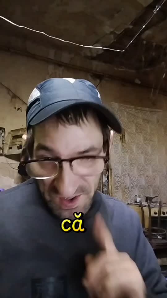 Oamenii te înjură și te pupă cu aceeași gura....Om Al Străzii ☝️