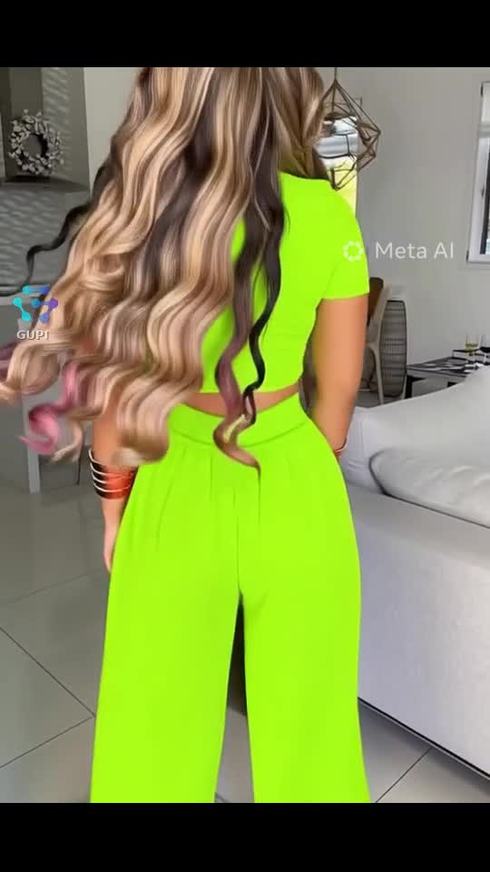 Moda de vară Crop top cu crop și pantaloni plisați cu picioare largi Co-Ord
Am descoperit produse uimitoare pe SHEIN.com, vino să le vezi!
https://api