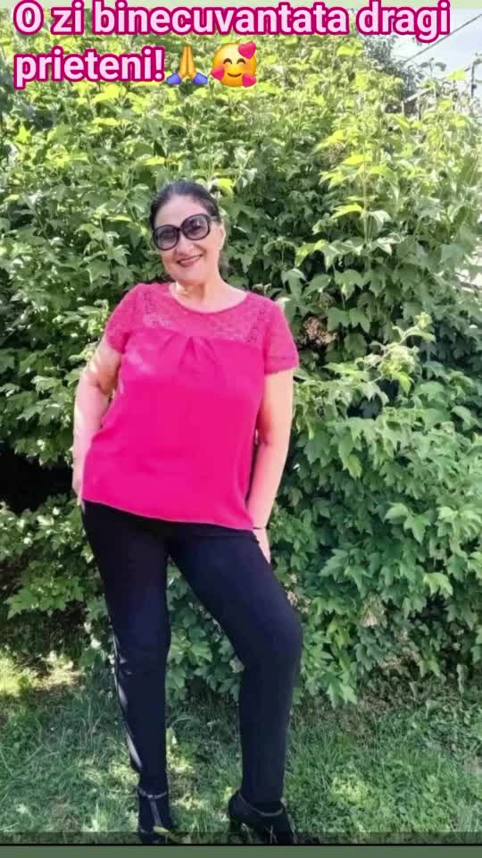 O zi binecuvantata cu bucurii, pace si liniște sufleteasca dragi prieteni, oriunde v-ati afla!🥰🙏🌺