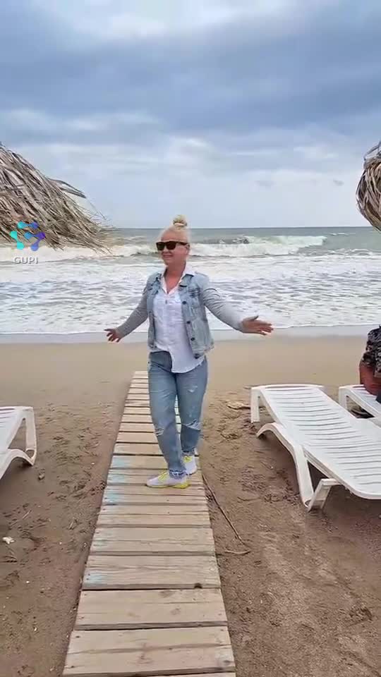 România mea frumoasă! Îmi este dor, de-abia aştept să mă reântorc😘    